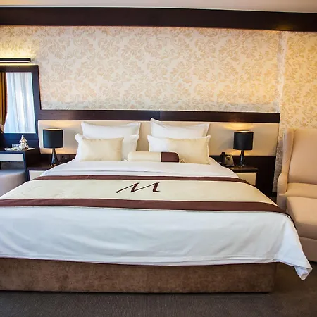 Hotel Malak Regency Hotel 5*