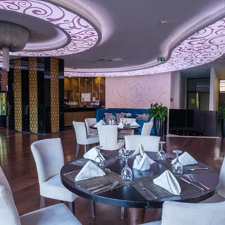 Malak Regency Hotel Hotel 5*